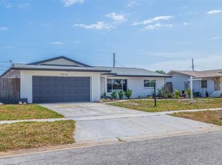 13832 Pinecrest Dr, Largo, FL 33774