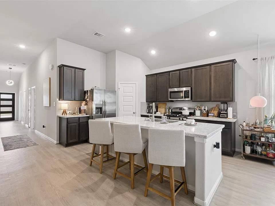 4419 Bay Vista Dr
