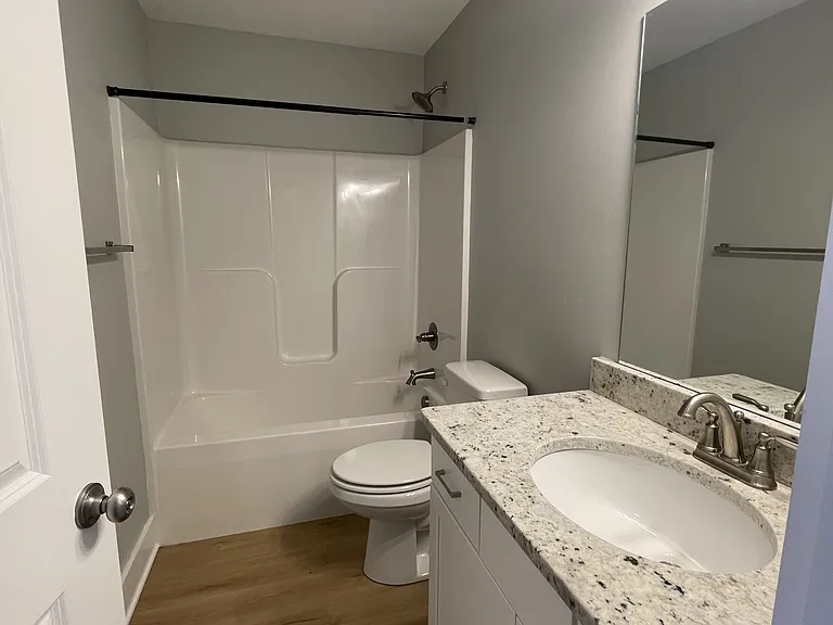 140 Sunburst Villa Dr #1 — Photo 11