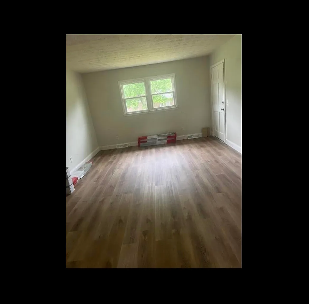 2 bed, 871 sqft, $1,100 — Photo 3