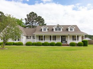 22 Doe Ln, Tifton, GA 31793