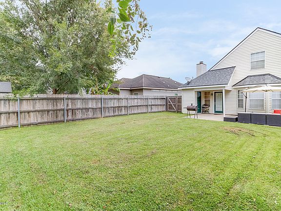 5th image of 132 Earline Dr #A