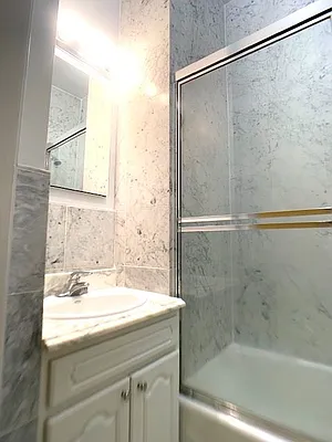 Rented by A Space Realty NY LLC | media 31