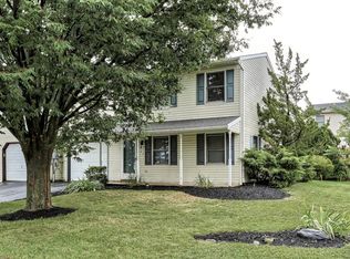 32 Forest Cir, Palmyra, PA 17078