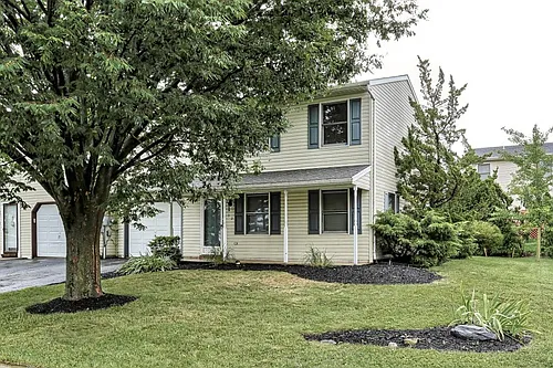 32 Forest Cir Photo 1