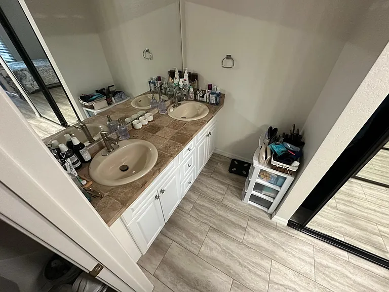 10676 Dabney Dr #115 — Photo 8