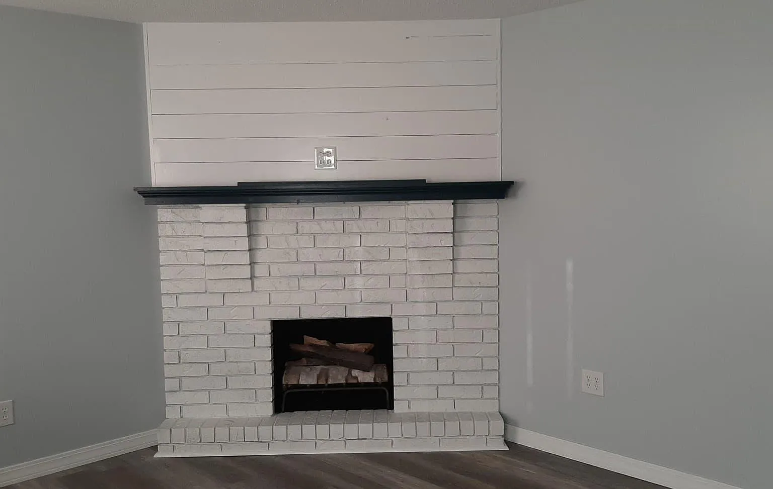 2 bed, 928 sqft, $995 — Photo 1