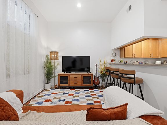 3rd image of 187 Wayne St APT 207C