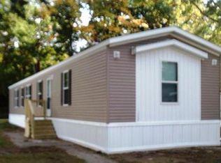 52 E Hedgewood Ln, Holland, OH 43528