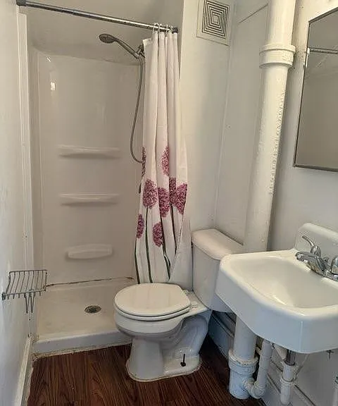 Unit Photo