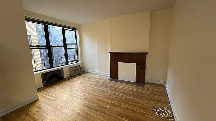 Rented by Brown Harris Stevens | media 1