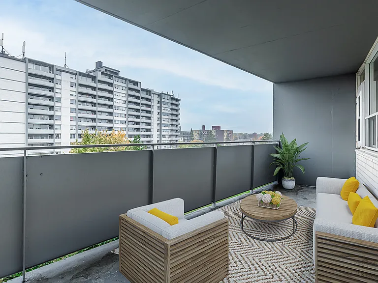 569 Sheppard Ave W — Photo 10