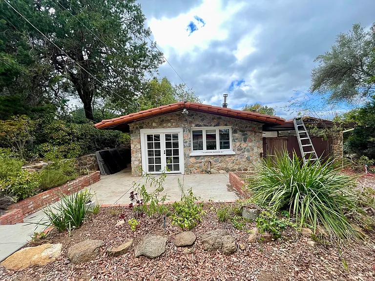 1340 S Grade Rd #B — Photo 1