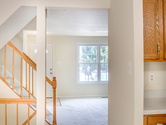 5th image of 3051 Braxton Wood Ct