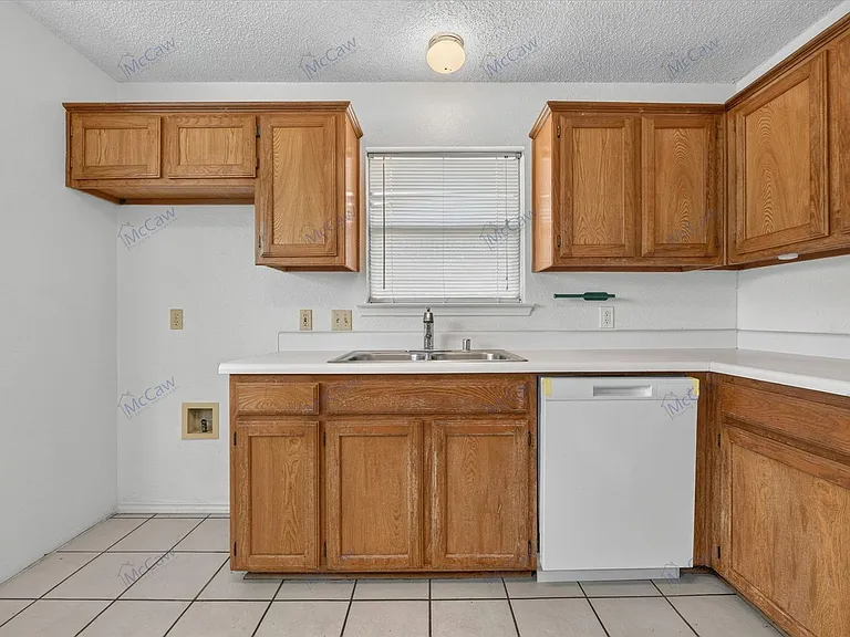 3728 Chaddybrook Ln — Photo 10
