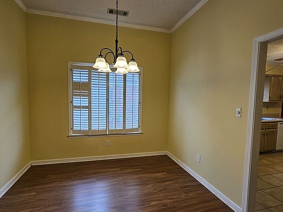 3rd image of 2133 Oak Springs Dr