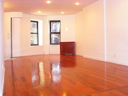 Rented by Owner | media 12