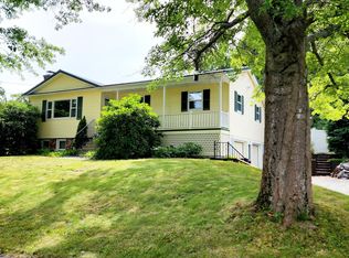 19 Juniper St, Bangor, ME 04401