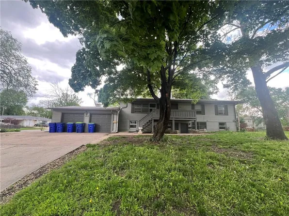 133 N White Dr, Gardner, KS 66030