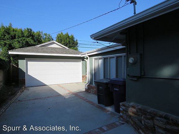 2nd image of 3521 Josie Ave