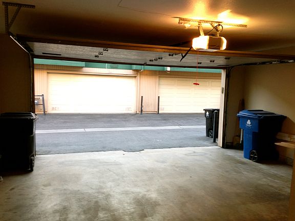 2nd image of 8446 Langdon Ave Unit 3
