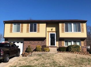 706 Saratoga Dr, Jeffersonville, IN 47130