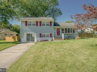 16 Cedarcroft Rd, Gibbsboro, NJ 08026