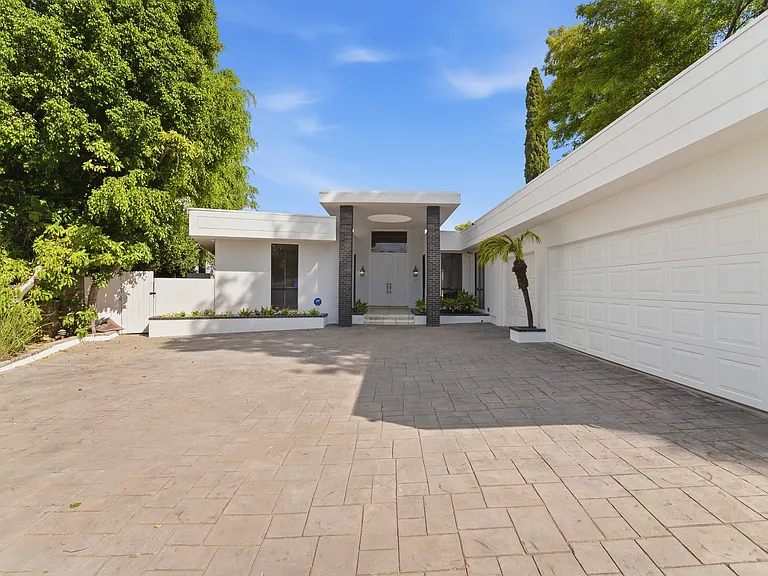 3329 Dona Rosa Dr — Photo 52