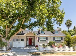 17353 Hatteras St, Encino, CA 91316