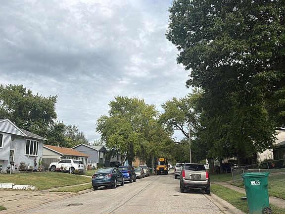 4th image of 1825 King Arthur Dr