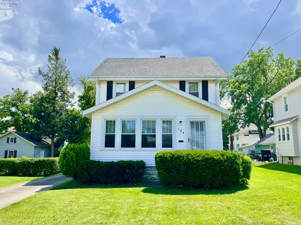 109 Huffman St, Bellevue, OH 44811