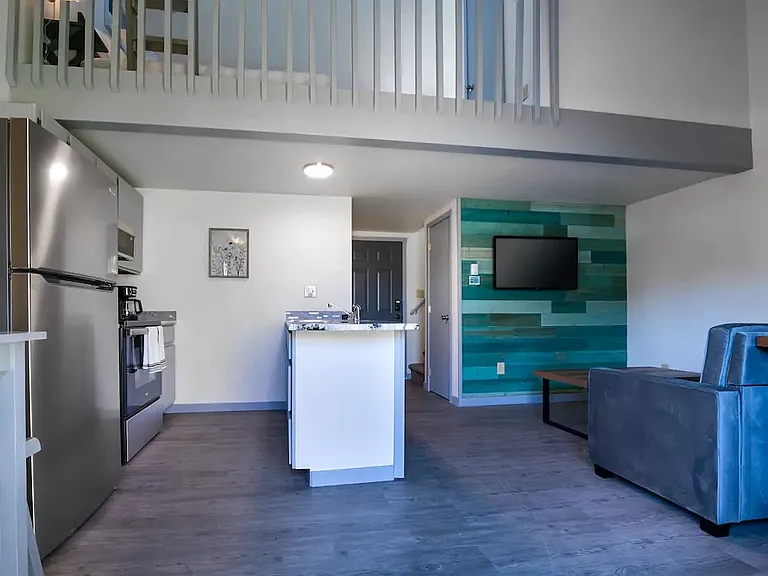 517 1st Ave E #1 — Photo 7