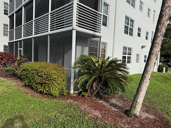 5th image of 4020 W Palm Aire Drive #112