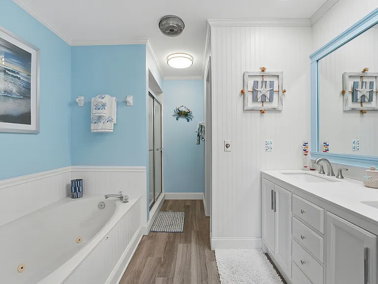 220 Mockingbird Ln — Photo 12