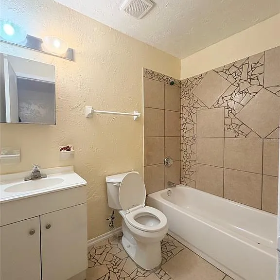 5425 Karen Ct — Photo 8
