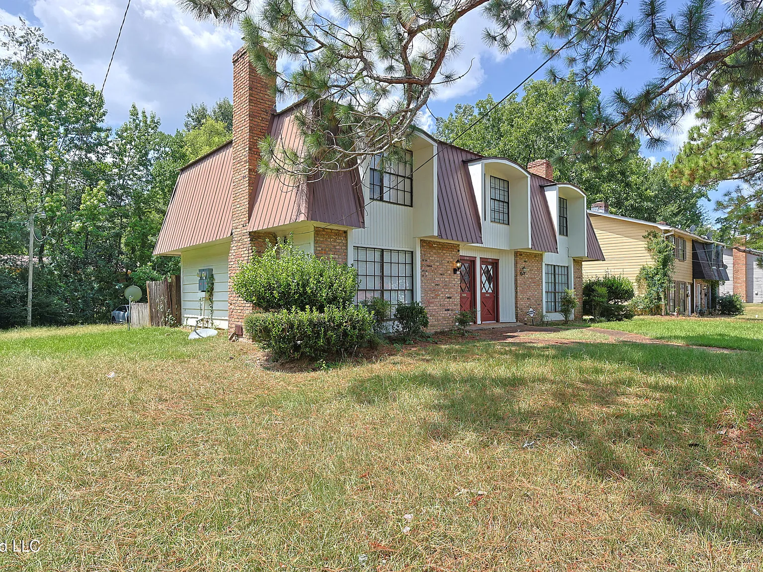 2 bed, 1.5 bath, 1185 sqft, $1,450 — Photo 1