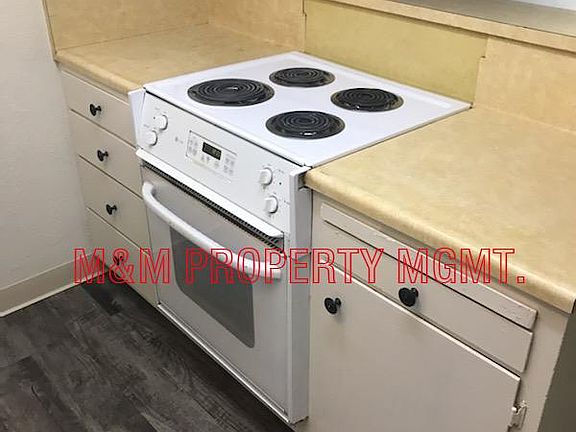 2nd image of 5008 Polk St