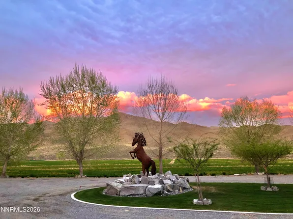156 E Walker Rd, Yerington, NV 89447