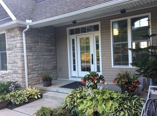 8648 Stagecoach Rd, Athens, OH 45701