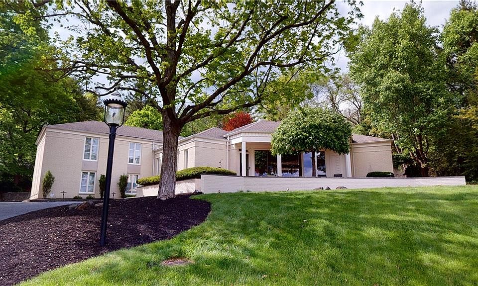 1st image of 8006 Meridian Hills Ln