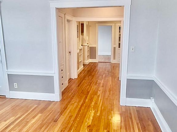 3rd image of 55 Lincoln St #21