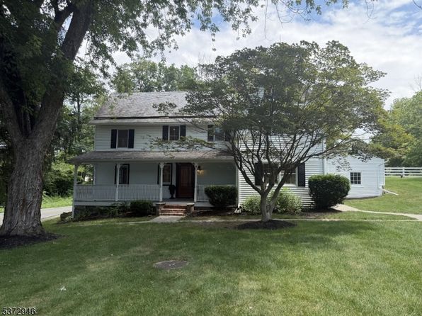 30 Halsey Rd #2