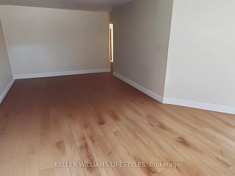 695 Richmond St #301 — Photo 3