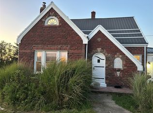 7490 Station Rd, Erie, PA 16510