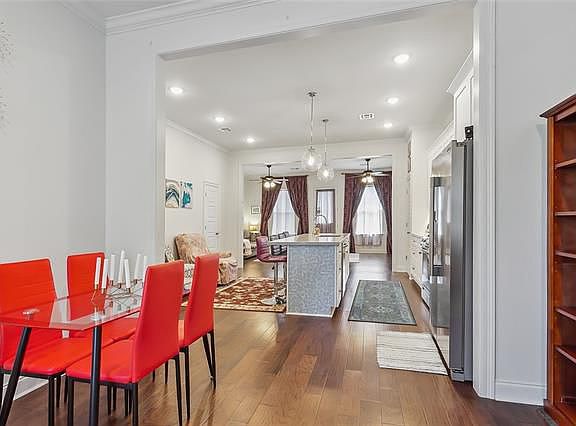 3rd image of 7116 Fig St