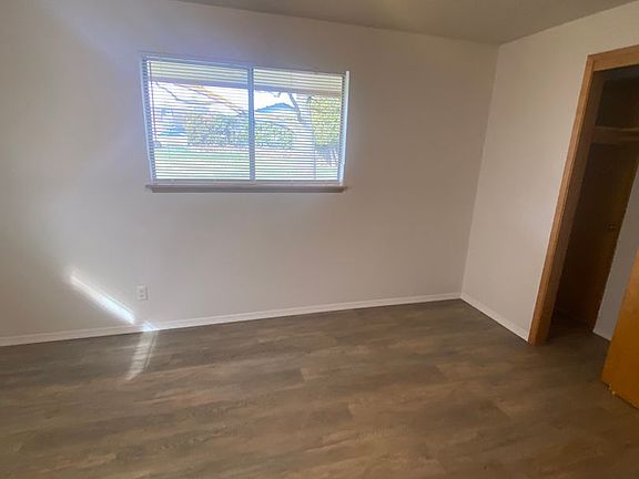 3rd image of 4001-4003 Bell Ave #4001