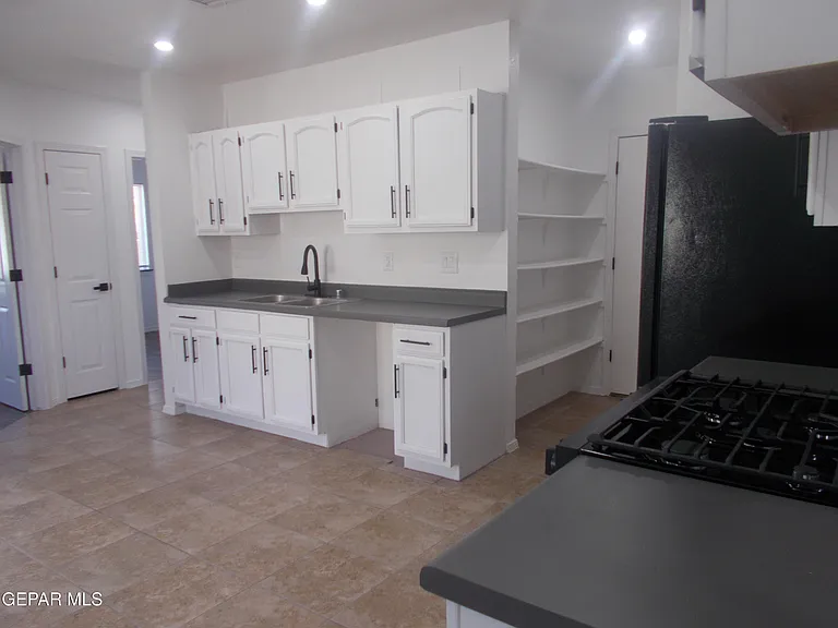 1860 Joan Francis Dr — Photo 11