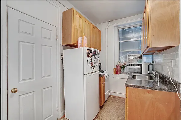 Rented by Compass | media 11