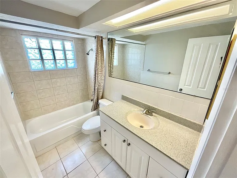 3054 Primrose Dr — Photo 15