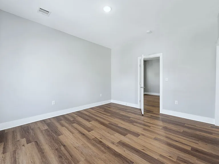 913 S 18th St #2 — Photo 9